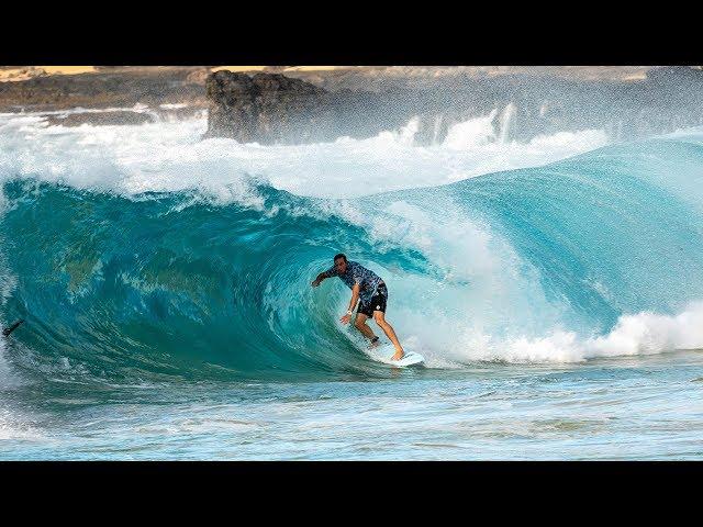 PERFECT SHORE BREAK AT SANDY BEACH!