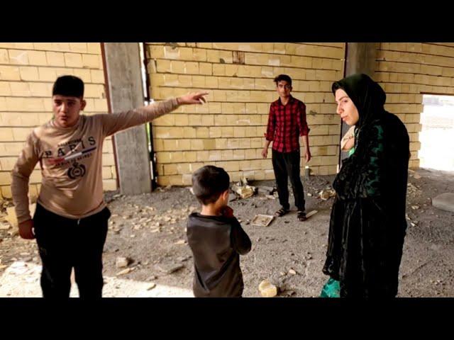 A very lonely mother and her three children, an unsuccessful meeting with Azadeh.