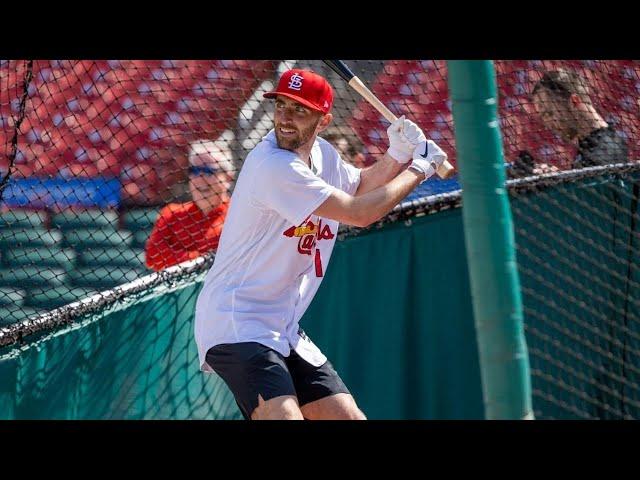 USMNT’s Matt Turner hits homer with Nolan Arenado at Cardinals batting practice