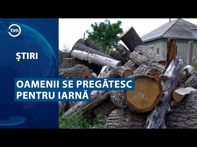 OAMENII SE PREGĂTESC PENTRU IARNĂ