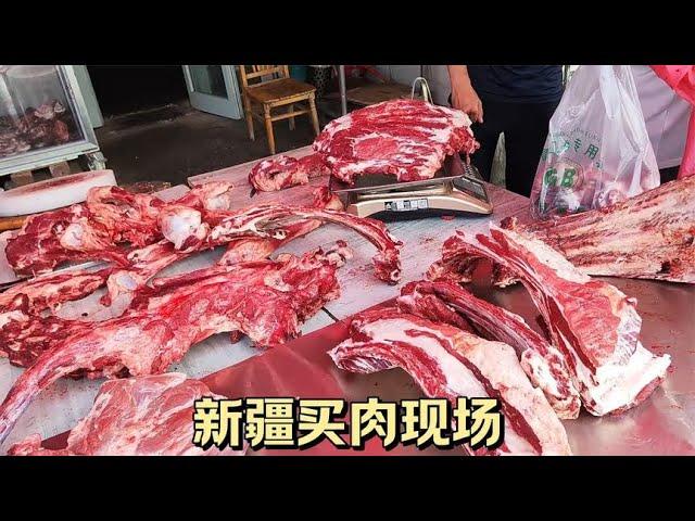 Xinjiang bazaars  beef and mutton are too good to see if the price is cheap or expensive.