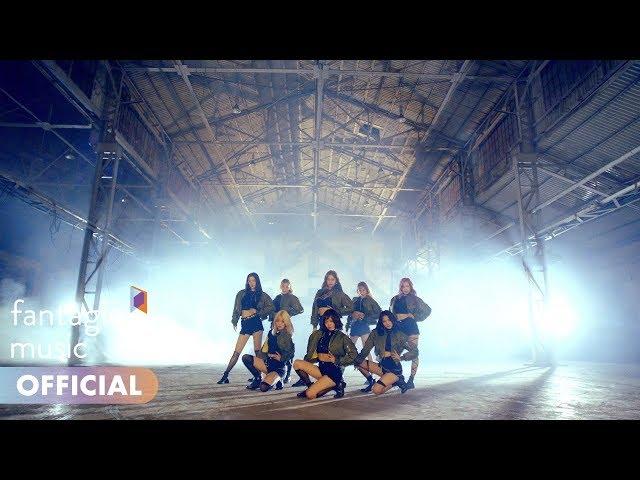 Weki Meki 위키미키 - Crush M/V (Performance Ver.)