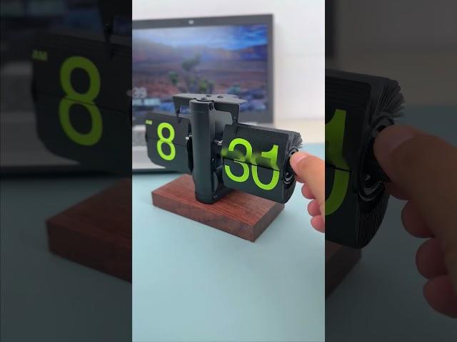 Super advanced automatic page-turning clock #FlipClock #Desktop  #gadget