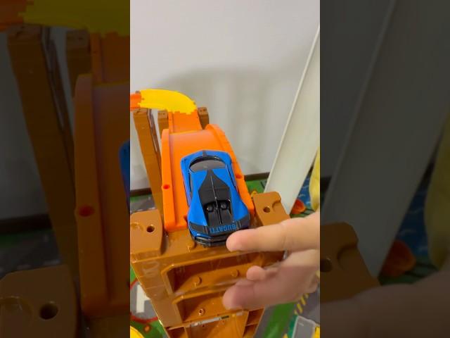 physics,cornering,tunnel,challenge,bus,tractor,dive,manga,miniature car#hotwheels #automobile #F1