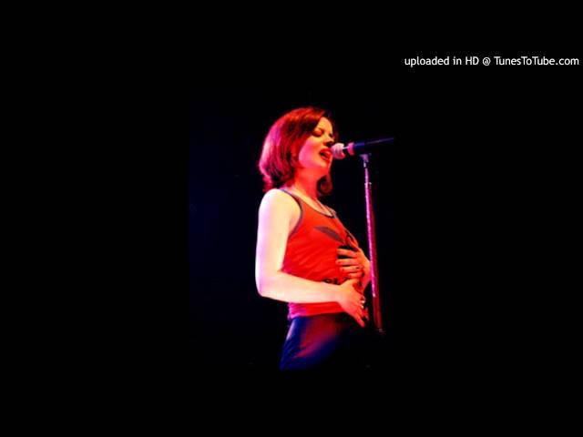 Garbage - Stupid Girl (Live 1996)