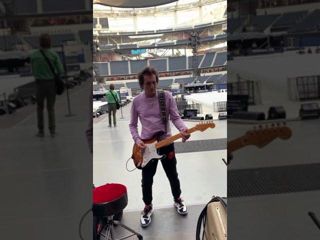 The Rolling Stones - soundcheck - Sofi Stadium LA 2021 - Ron Wood donated his guitar to GuitarIcons