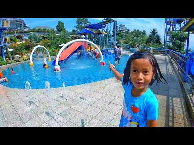 Bermain air dan bermain seluncuran seru - Outdoor Playground