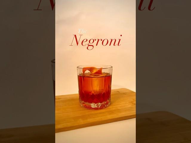 The drink for people with taste!!Today’s drink is an Italian all timer: The classic Negroni