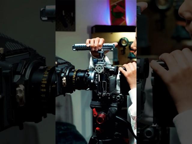 Need assistant ..Caméra #تصوير #film #cinema #eclairage #comediedramatique #behindthescenes