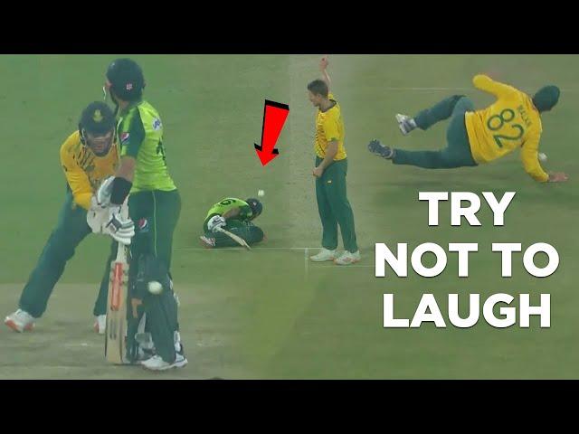 Funny Cricket Moments | Try Not To Laugh Challenge | Pakistan vs South Africa | ME2E