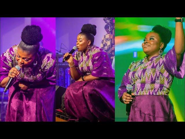 WATCH  THIS POWERFUL MINISTRATION BY SUNMISOLA AGBEBI WILL LEAVE YOU SPEECHLESS 