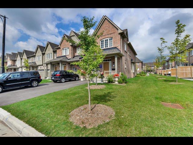 88 Honeyview Trail Brampton