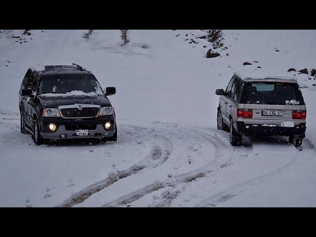 Lincoln Navigator VS Range Rover - Summer Tires / Snow Test