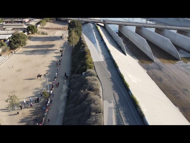 El Chaparro vs El Arabe, Compton Carrera/Horse race