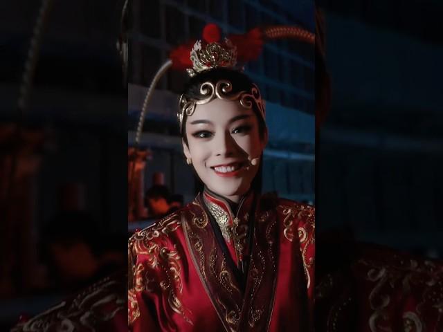 君君大圣遇见张予曦reaction, 无法掩饰宠溺笑容 #陈丽君 #chenlijun