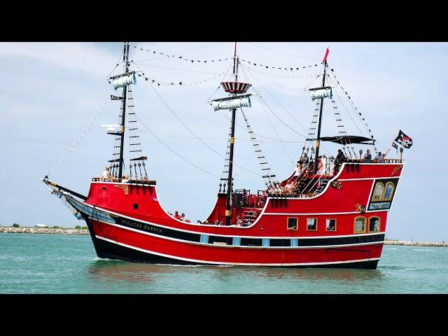 Pirate Ship Clearwater Beach Florida 4K