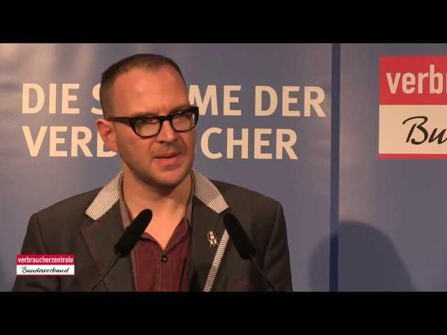 Cory Doctorow: „How to break the Internet, destroy democracy and enslave the human race (or not)"