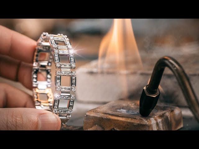 I Make A Platinum Bangle With 10ct Of Baguette Diamonds