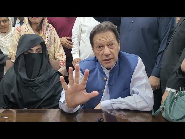 Former PM Imran Khan's Histroic Conversation with Journalist in Lahore High Court