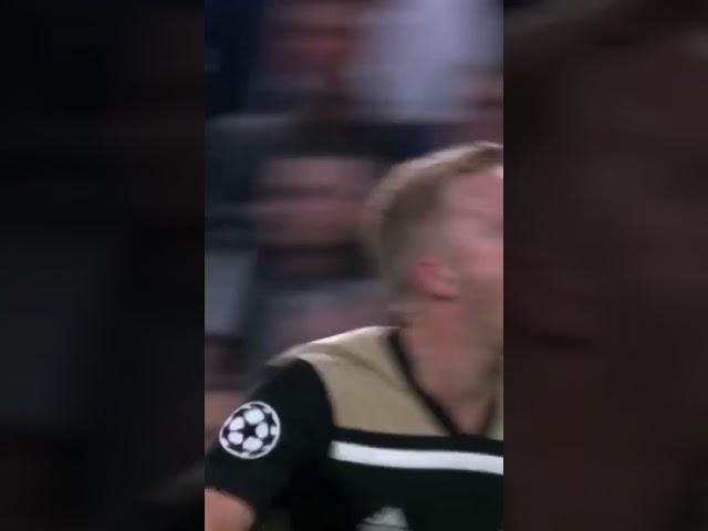 feeling sad for van de beek 