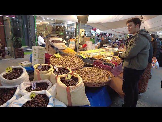 ISTANBUL TURKEY SHOPPING BAZAARS 2024- Wednesday Bazaar in Fatih [4K60FPS]- Winter 2024