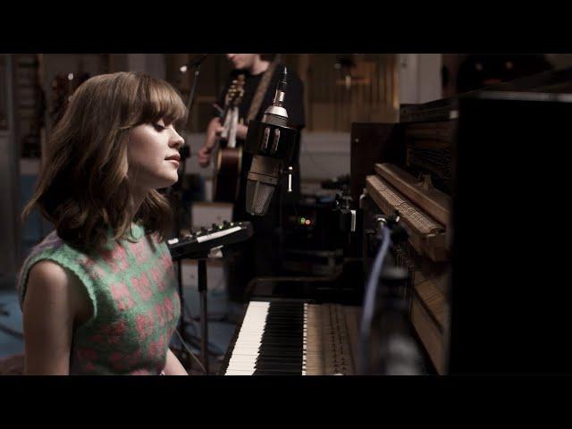 Maisie Peters - You Signed Up For This [Deezer Sessions]