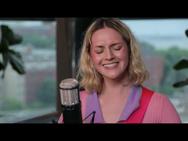 Kate Davis live at Paste Studio on the Road: NYC