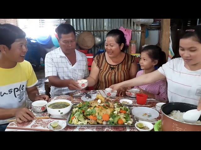 Gà Hấp Mướp Bữa Cơm Gia Đình Thật Hạnh Phúc| TKQ & Family T370
