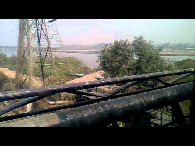 DELHI METRO-MANDI HOUSE TO YAMUNA BANK- UNDERGROUND TO ELEVATION.mp4