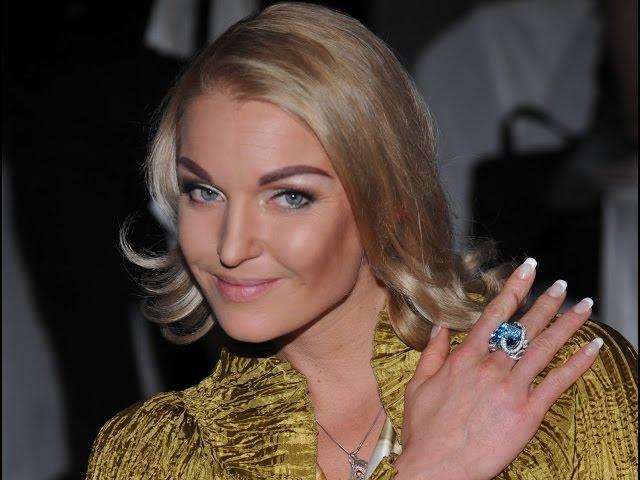 Anastasia Volochkova and her Maybach with a mysterious number