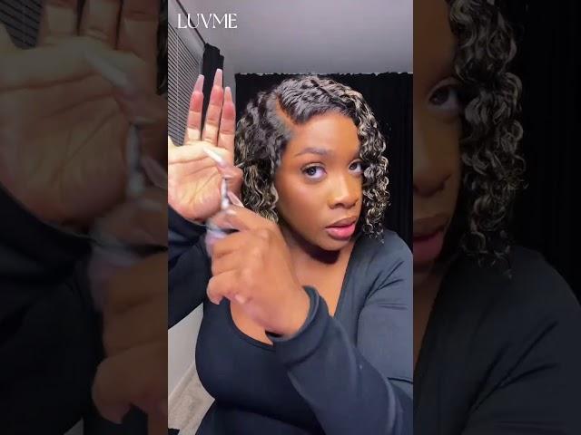 How this wig can be so versatile!Watch me define the curls️ #luvmehair #shorts #hair #hairtutorial