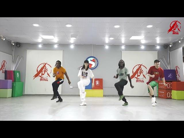 [Beginners Dance Workout] 周杰伦 - 本草纲目|Sino Afro Dance Workout(Coreografia)|Easy Dance Fitness，Zumba