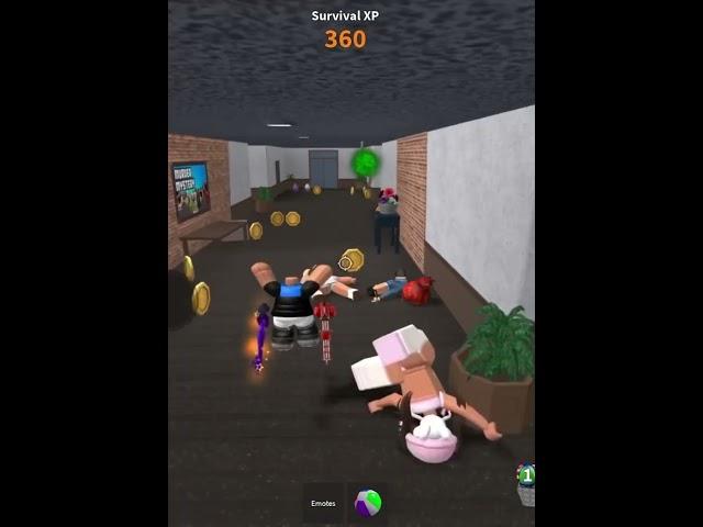 Beating a camper as a mini #shorts # mm2 #roblox