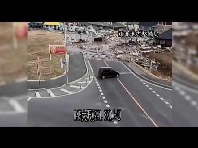 Weather Gone Viral: Tsunami Car Escape