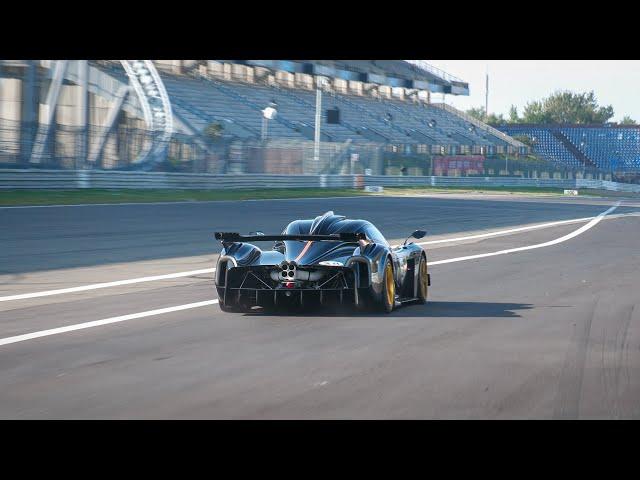 Pagani Huayra R at the Nürburgring - INSANE Loud V12 Accelerations!