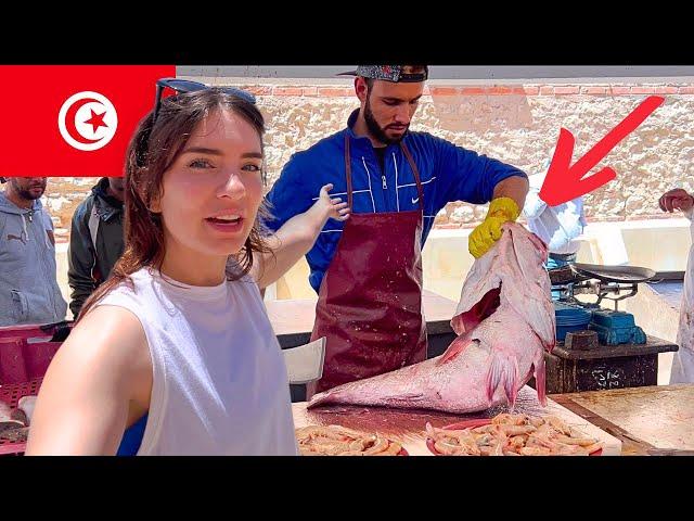 They JUMP OVER this Giant Fish in Tunisia!  | Sfax [VOSTFR]