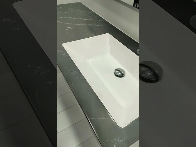 Столешница из искусственного камня с опорой в пол. Granistyle. Granistone.