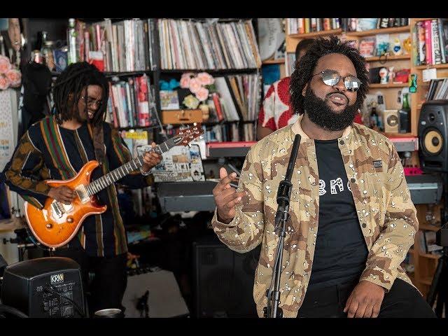 Bas: NPR Music Tiny Desk Concert