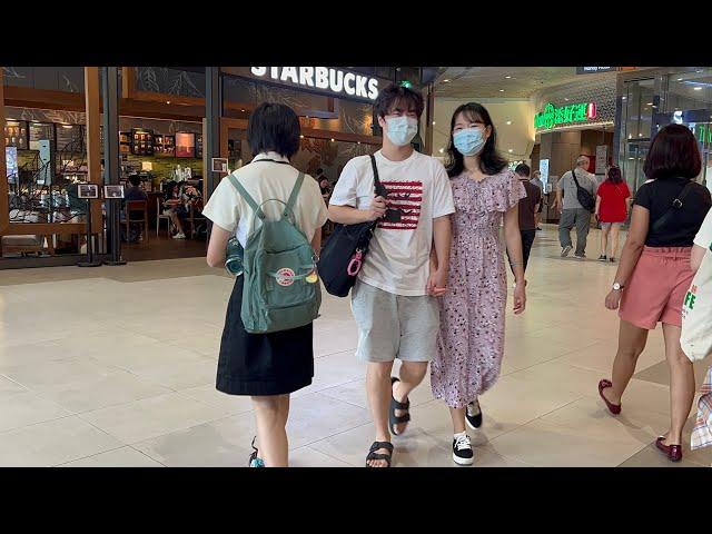 SINGAPORE SHOPPING MALL:WALKING TOUR OF PLAZA SINGAPURA SHOPPING MALL DHOBY GHAUT MRT SINGAPORE 2022