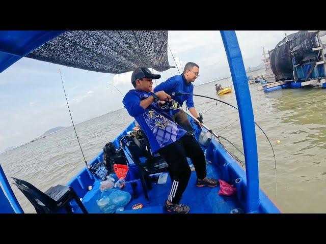 vlog#299 HEBAT ADIK NI!! SEMUA IKAN BESAR DIA TARIK!!! MMG PADU GAISS.#sangkarsgudang #fishing