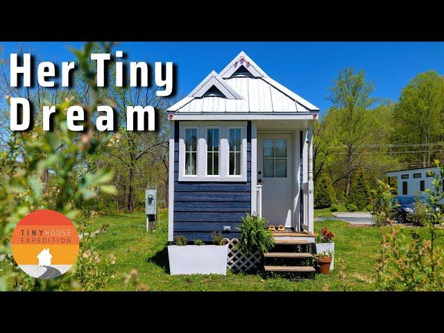 Solo Woman's Tiny House journey led by her Faith & Financial wisdom