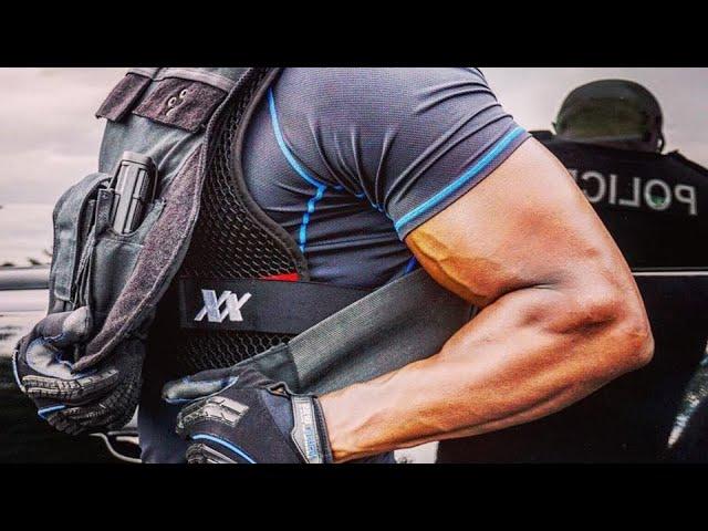 What's the difference between The Maxx-Dri Vest 3.0 and 3.0 SL