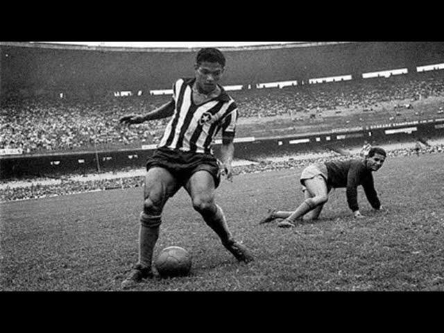 Garrincha [Best Skills & Goals]