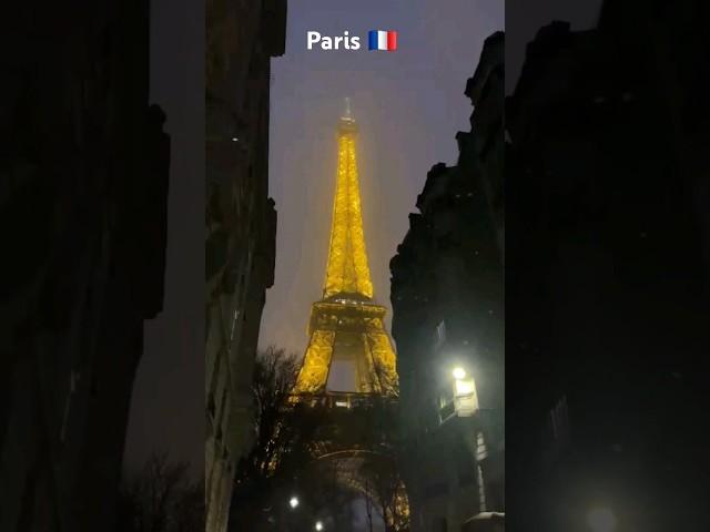 First Snowfall In Paris @ Eiffel Tower #paris #travel #youtubeshorts #shorts #shortsyoutube