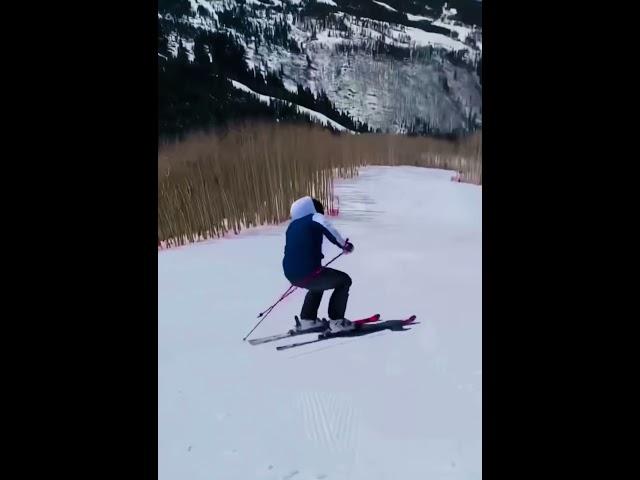 Nice carving turns!!!️US Alpine ski racer River Radamus