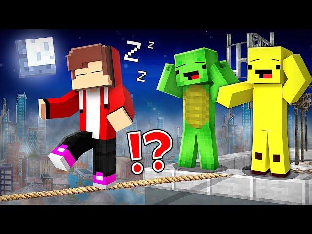 JJ Became a SLEEPWALKER in Minecraft Challenge - Maizen