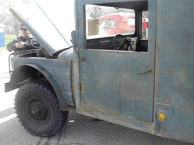 1968 KAISER JEEP M725 AMBULANCE - OUT OF SERVICE