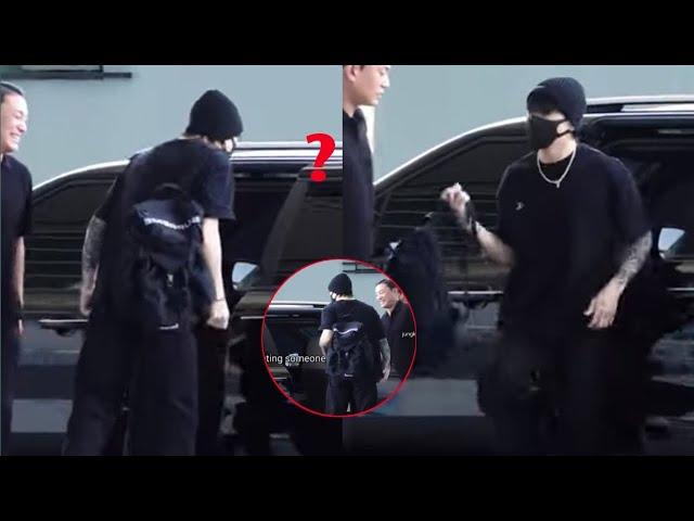 jungkook returns to military camp after cuty, fans are shocked by the figure in the car, who?