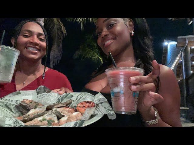 SEAFOOD & OYSTER MUKBANG #seafood #fish #freshcatch #viral #live #mukbang #beach #saltlife #food #it