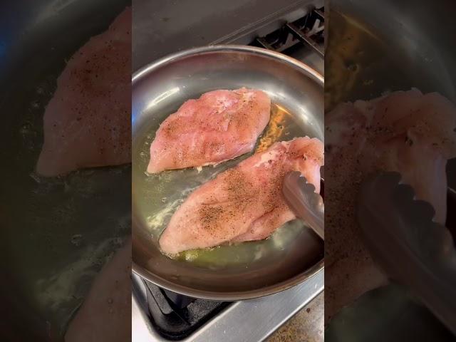 How to pan sear chicken #chicken #chickenbreasts #cooking